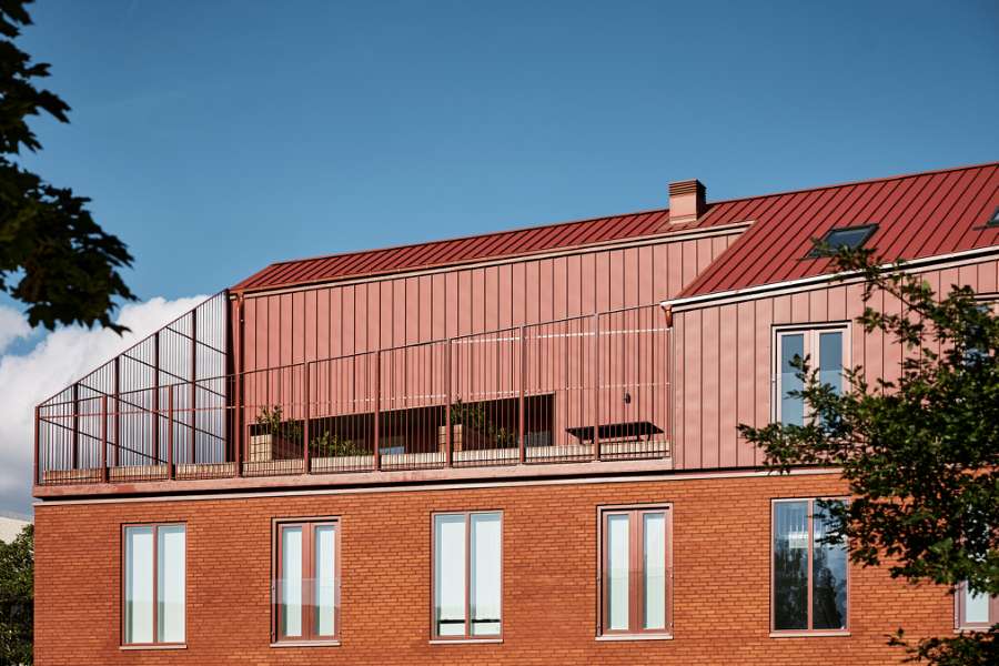 Atypical asymmetry with steel on top, Bjerggade 2, 4600 Køge